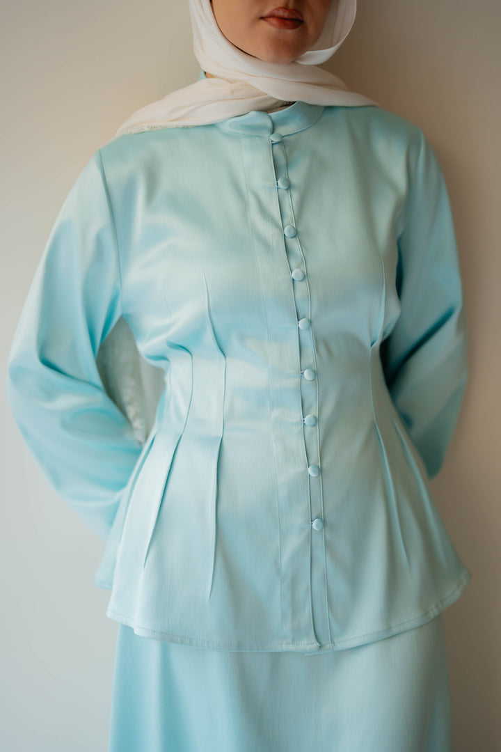 Tharaa blouse