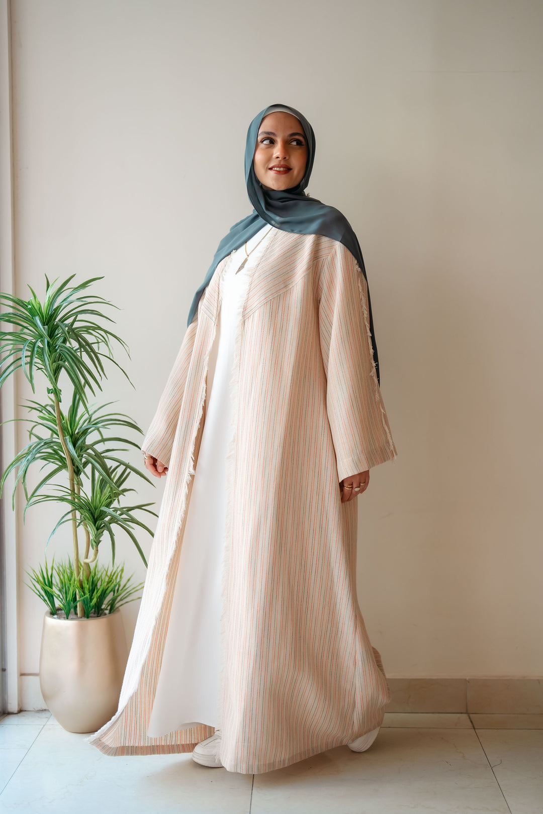 Noor Abaya