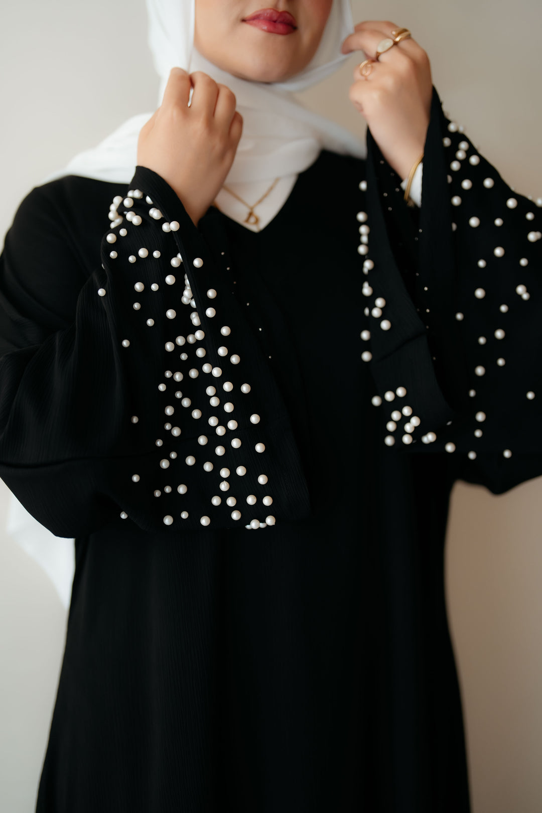 Pearls Abaya