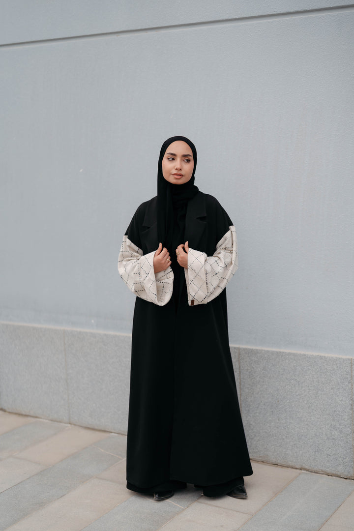 Yaqeen Abaya